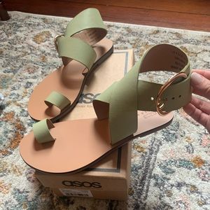 Asos green toe ring sandals